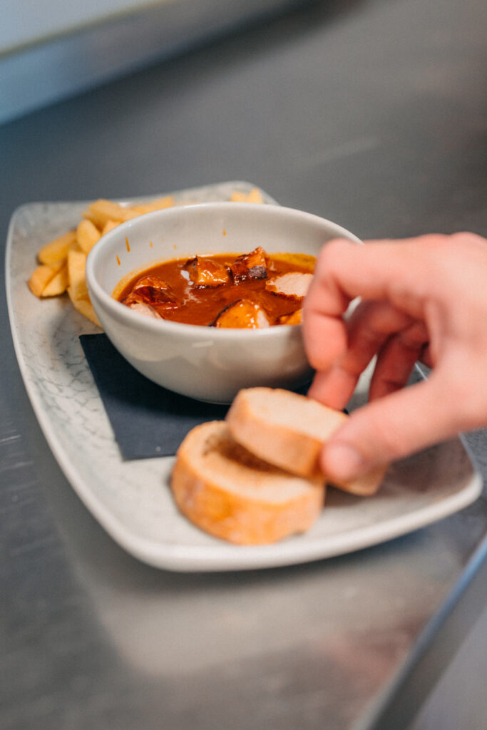 Currywurst auf Top-Niveau. Ruhrgebiet Spezialitäten.