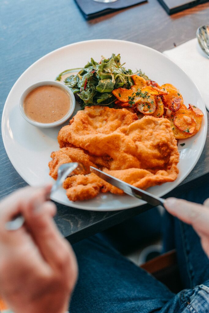 rekordverdächtiges Schnitzel, ja Schnitzelkunst